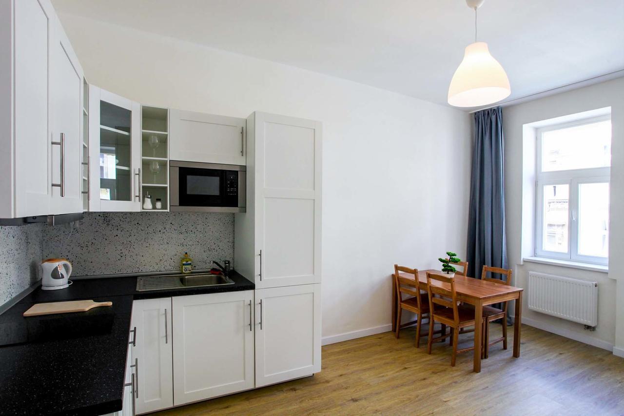 Churchill Apartments Прага Екстер'єр фото