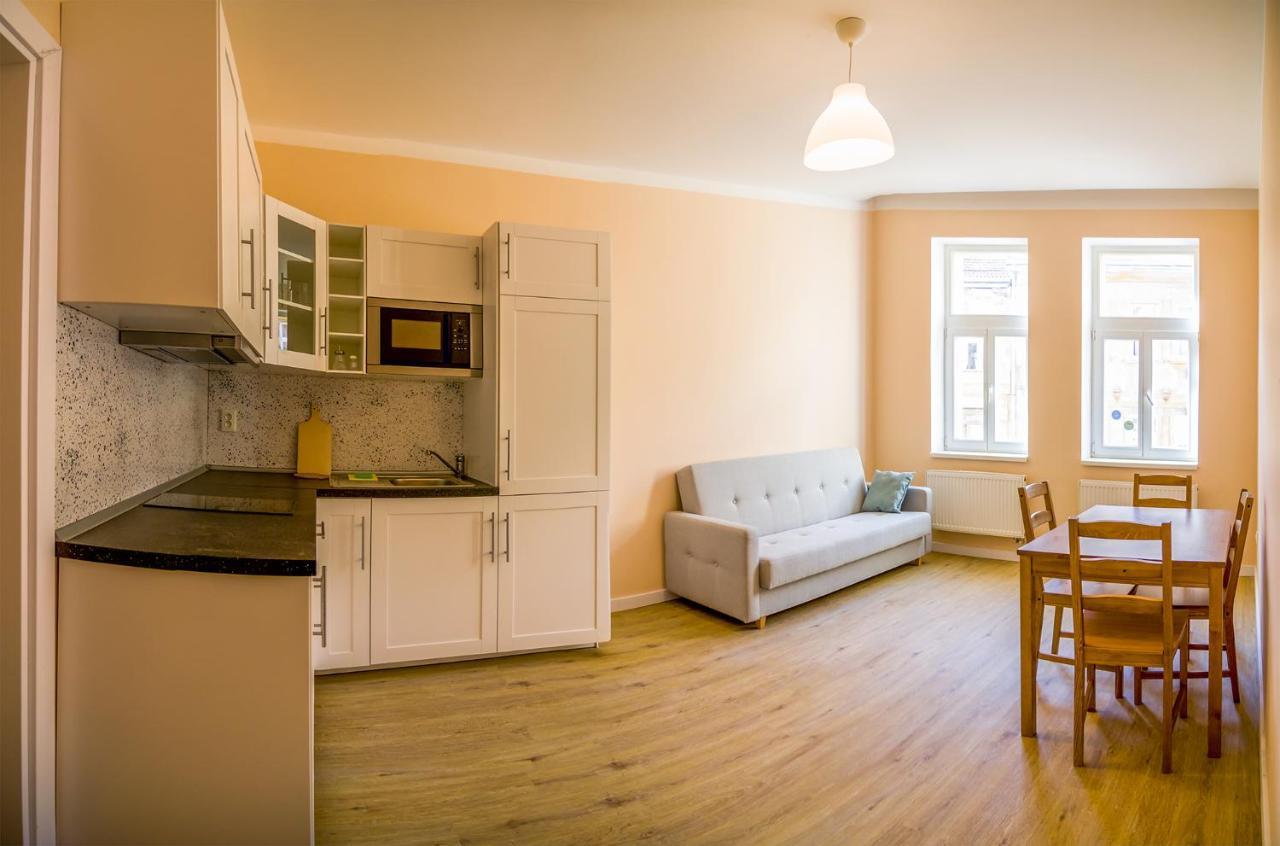 Churchill Apartments Прага Екстер'єр фото